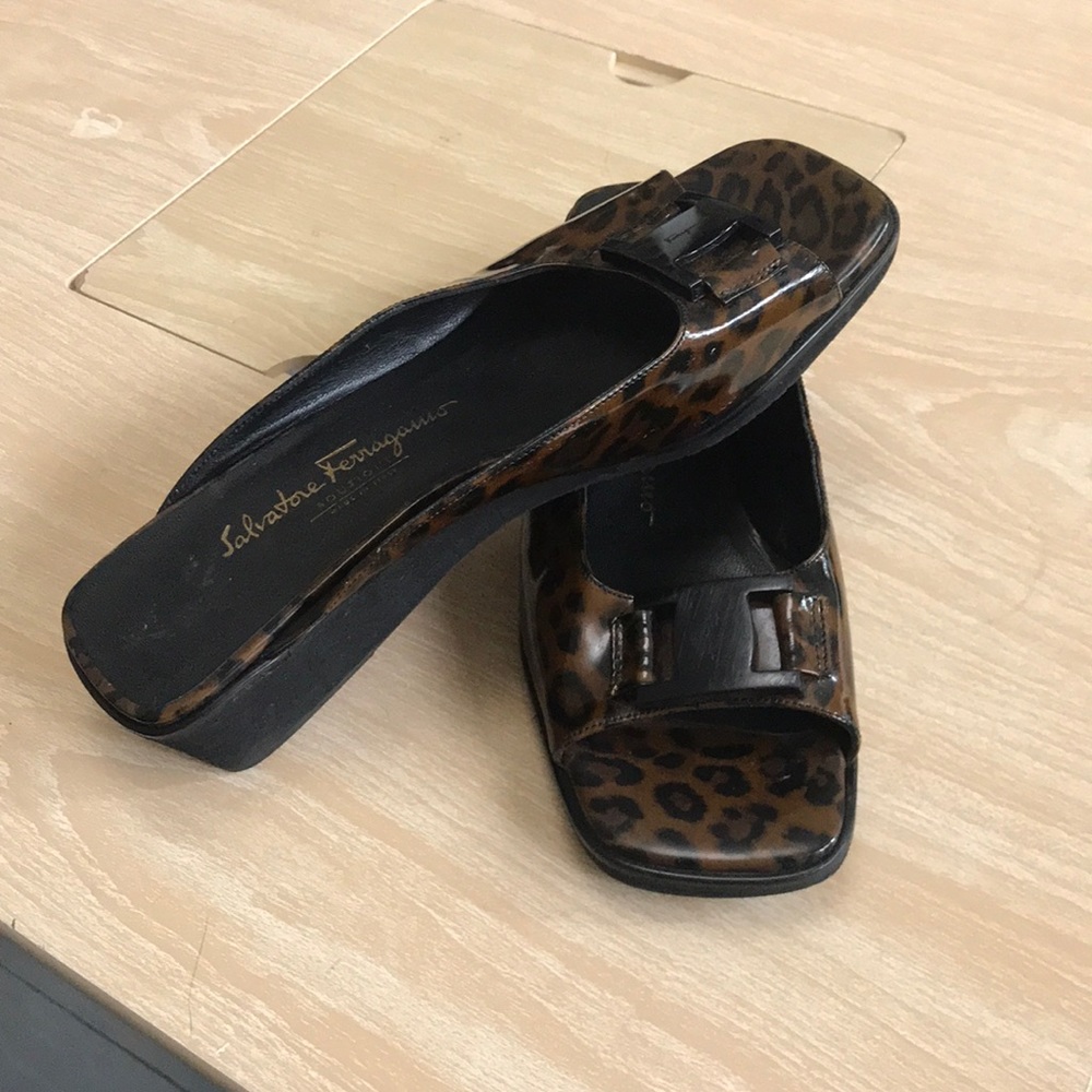 Sandals - Picture 4 of 6